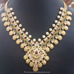 22K Gold Emerald Necklace - South India Jewels