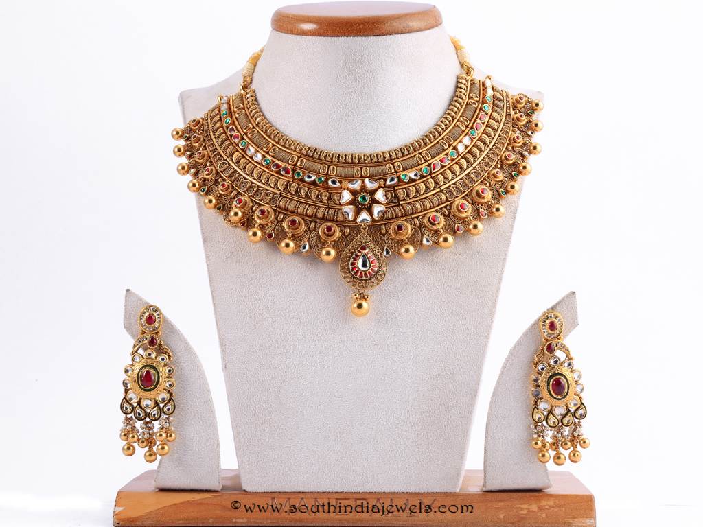 Gold Antique Choker Necklace from Manepally Jewellers