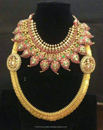 Gold Bridal Jewellery Set from Anagha Jewellery - South India Jewels