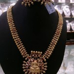 Gold Antique Necklace with Earrings from Manchukonda