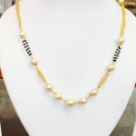 Short Pearl Chain Necklace from Amithi