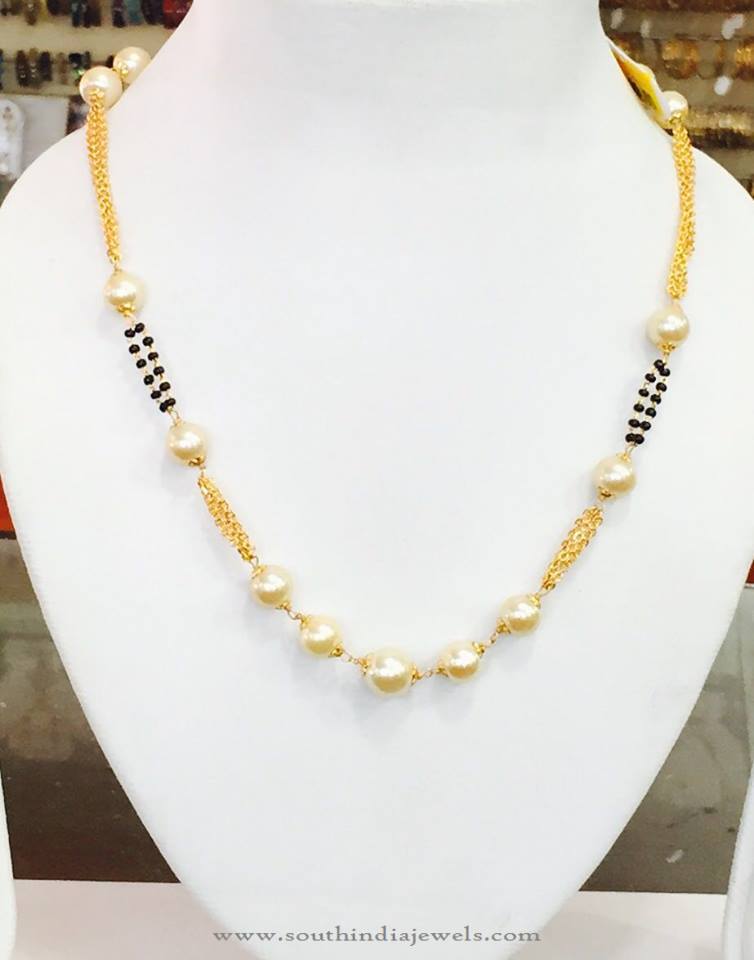 Short Pearl Chain Necklace from Amithi