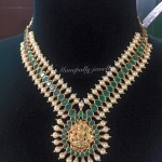 22KT Gold Emerald Necklace from Manepally Jewellery