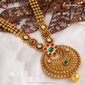 Gold Antique Necklace from Josalukkas - South India Jewels