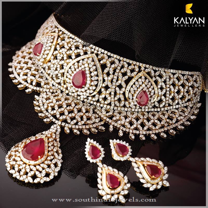 Gold Diamond Necklace Set from Kalyan Jewellers