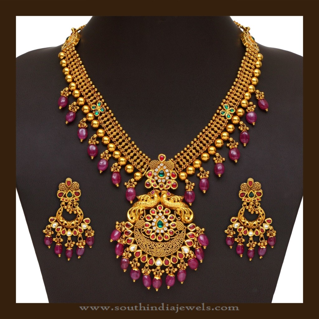 Gold Antique Necklace with Rubies from VBJ