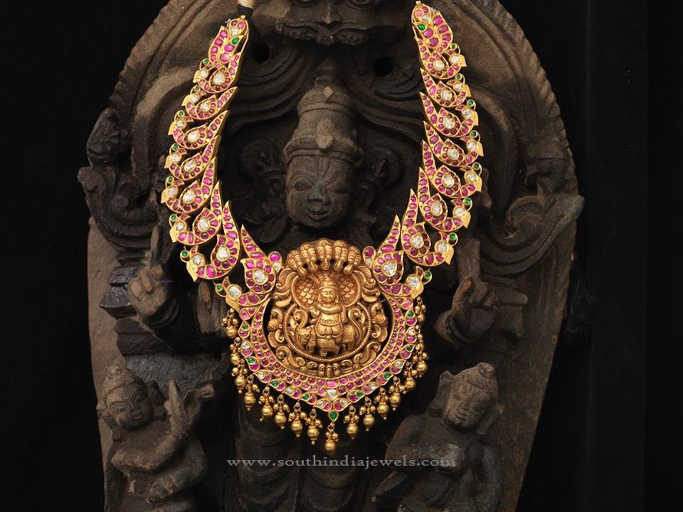 Indian Antique Gold Kemp Necklace Design