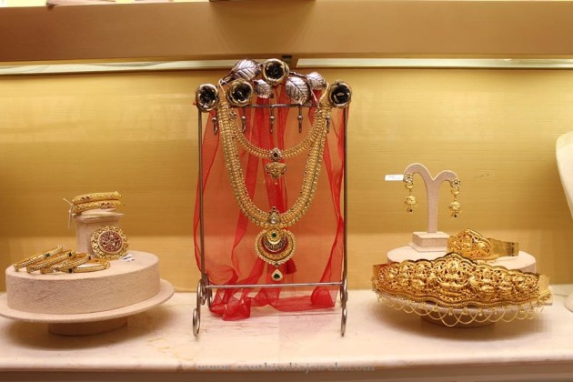 Latest Gold Bridal Jewellery Designs - South India Jewels