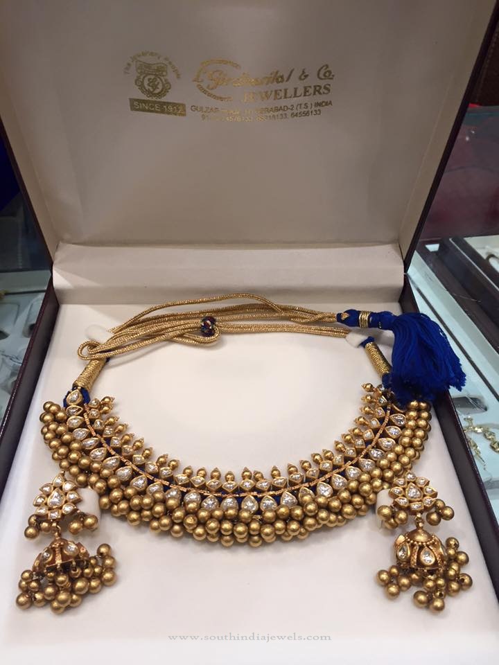 Gold Antique Tussi Necklace Set