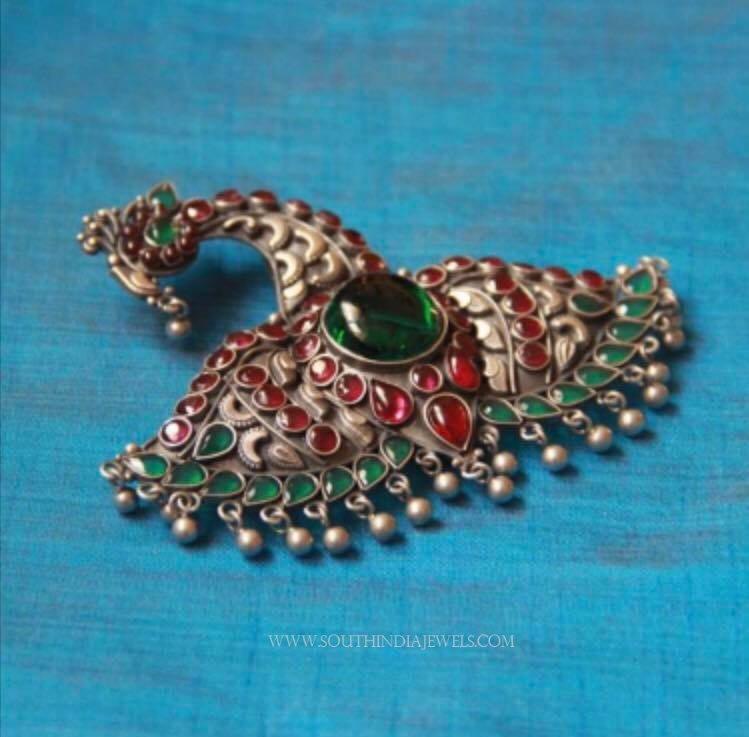 Silver  Peacock Kemp Pendant 
