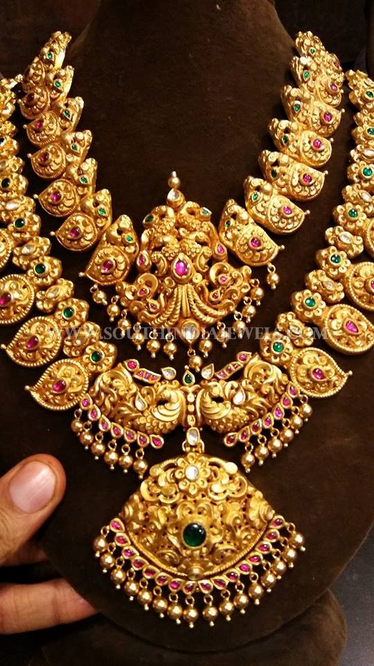 Bridal Gold Antique Jewellery Set 