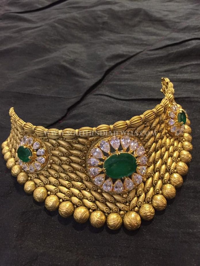 Gold Antique Emerald Choker From Big Shop - South India Jewels
