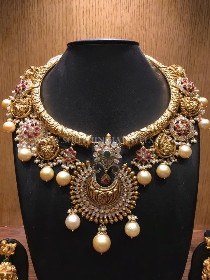 Gold Nakshi Kante Necklace
