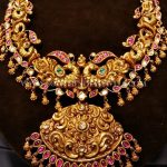 Gold Short Temple Necklace Design