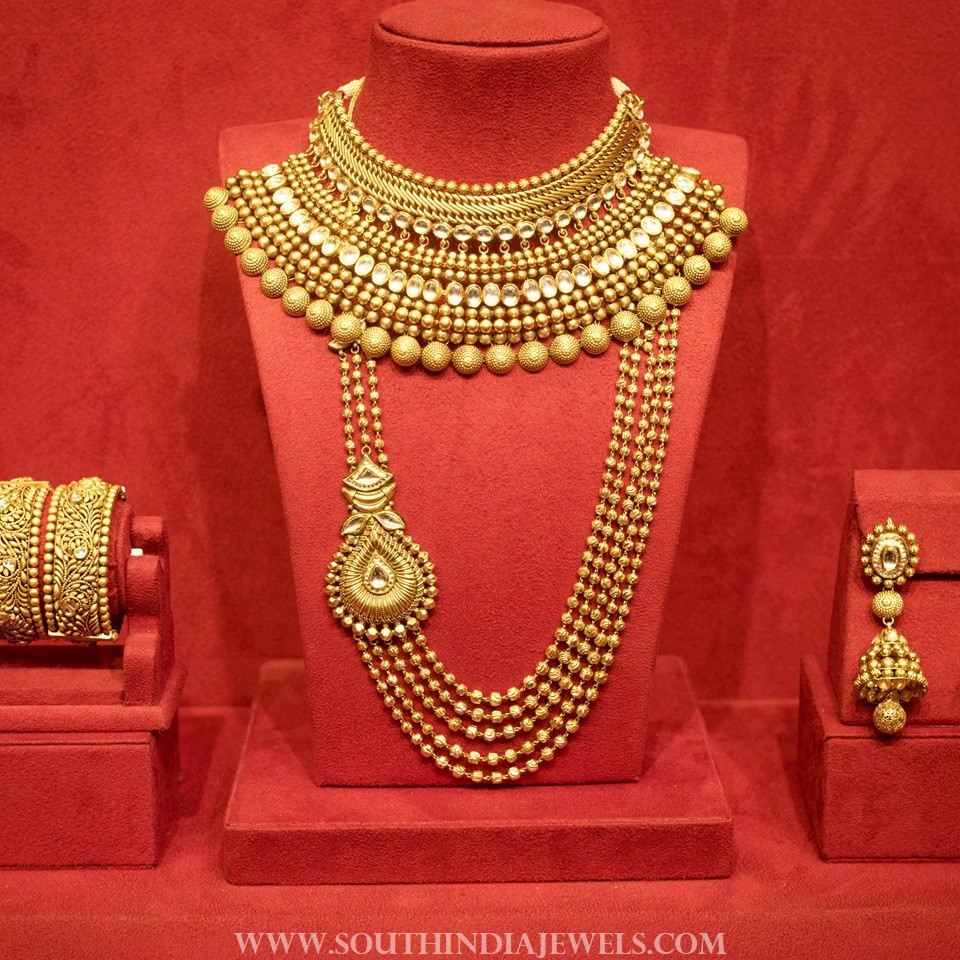 Bridal Jewellery Set From Manubhai Jewellers