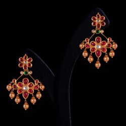 Gold danggler earring Vummidi Bangaru Jewellers