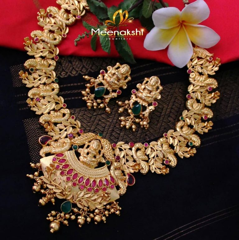 Traditional Necklace Set From Meenakshi Jewellers