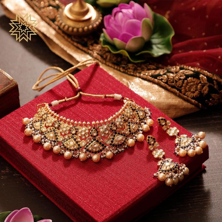 Amazing Gold Choker Set From Manubhai Jewellers