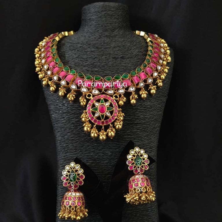 Elegant Necklace Set From Parampariya