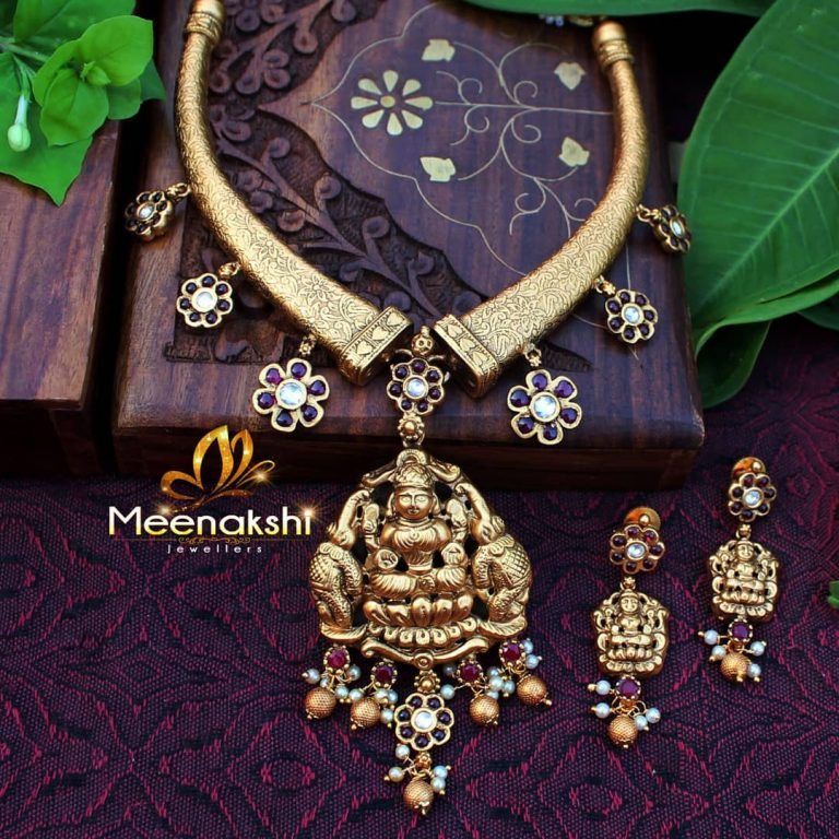 Exquisite Handcrafted Necklace Set From Meenakshi Jewelleries