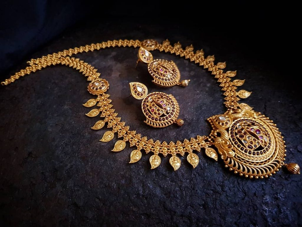 Kerala Style Kemp Necklace Set From Happypique - South India Jewels