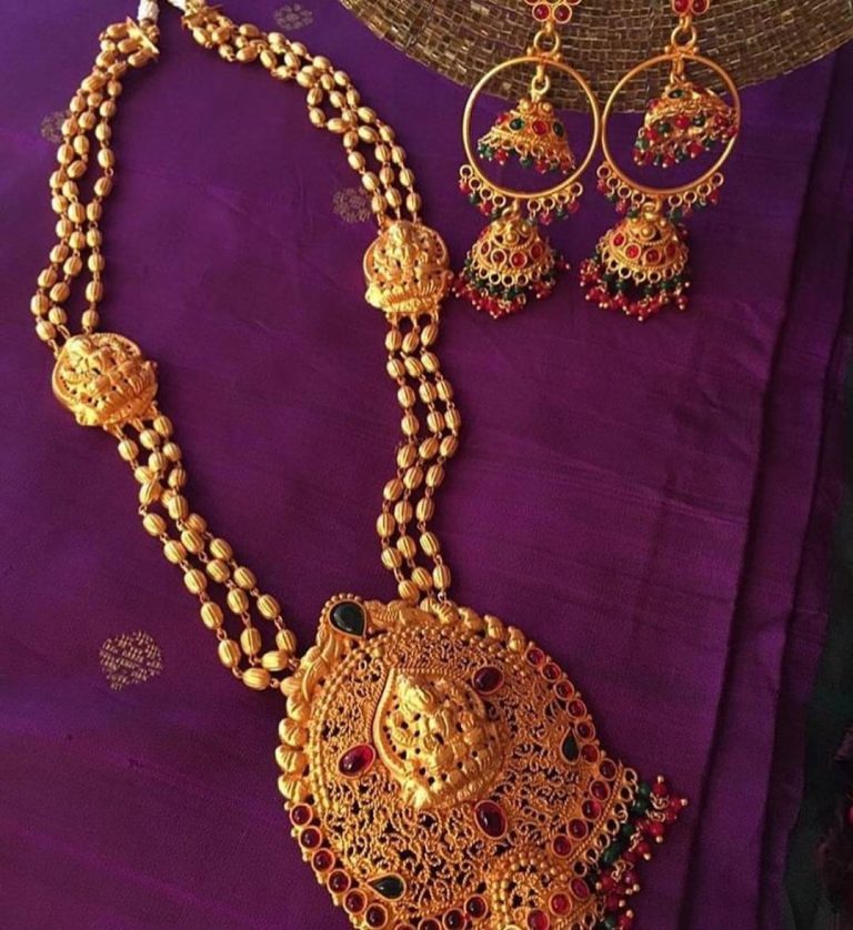 Ethnic Temple Necklace Set From Alamakara