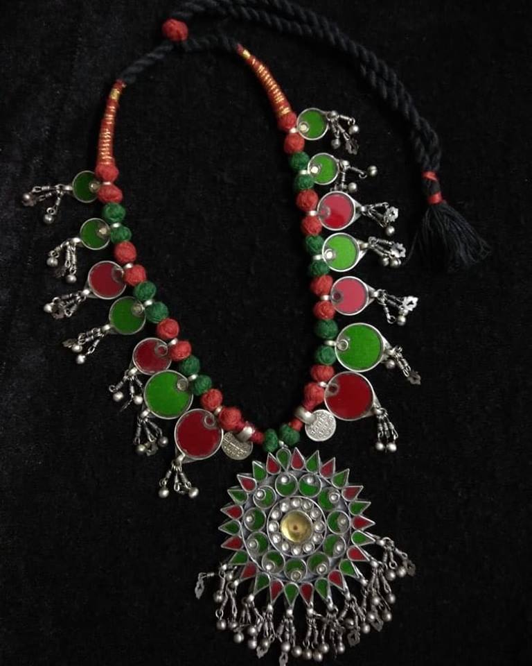 Beautiful Glass Silver Thread Necklace From Kansvin Jewellery
