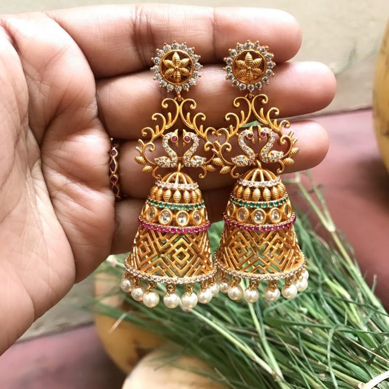 Gorgeous Jhumka From Kirthi Fashions