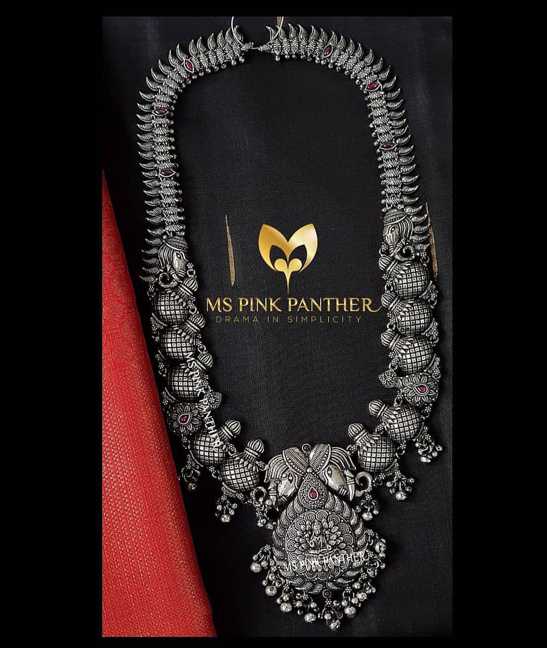 Stunning Silver Necklace From Ms Pink Panthers