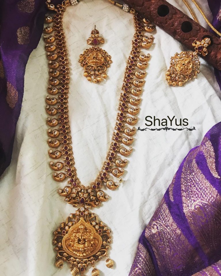 Traditional Temple Necklace Set From Shayus