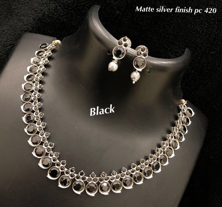 Designer Black Necklace From Ethniq Diva