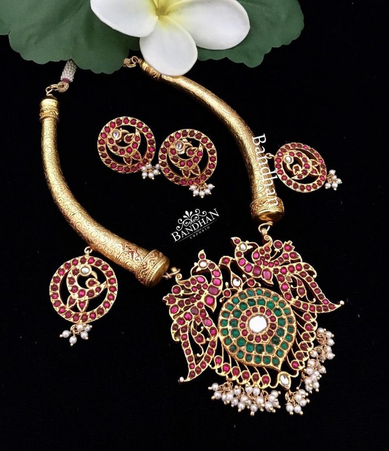 Traditional Necklace Set From Bandhan