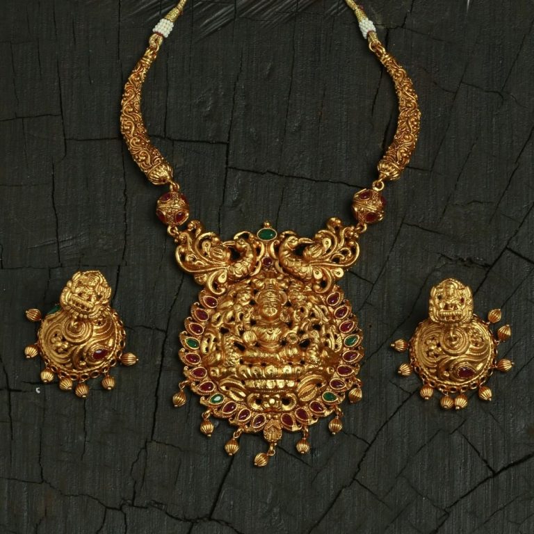 Antique Necklace Set From Kimigirl