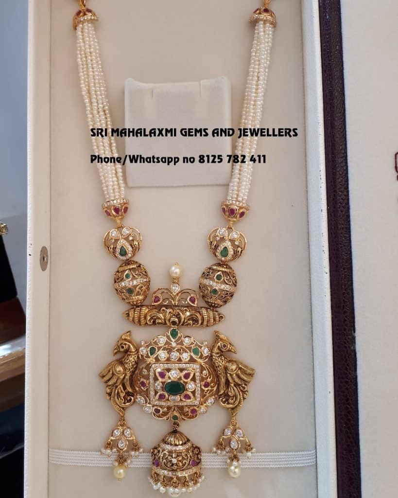 Graceful Gold Necklace From Sri Mahalakshmi Gems And Jewellers