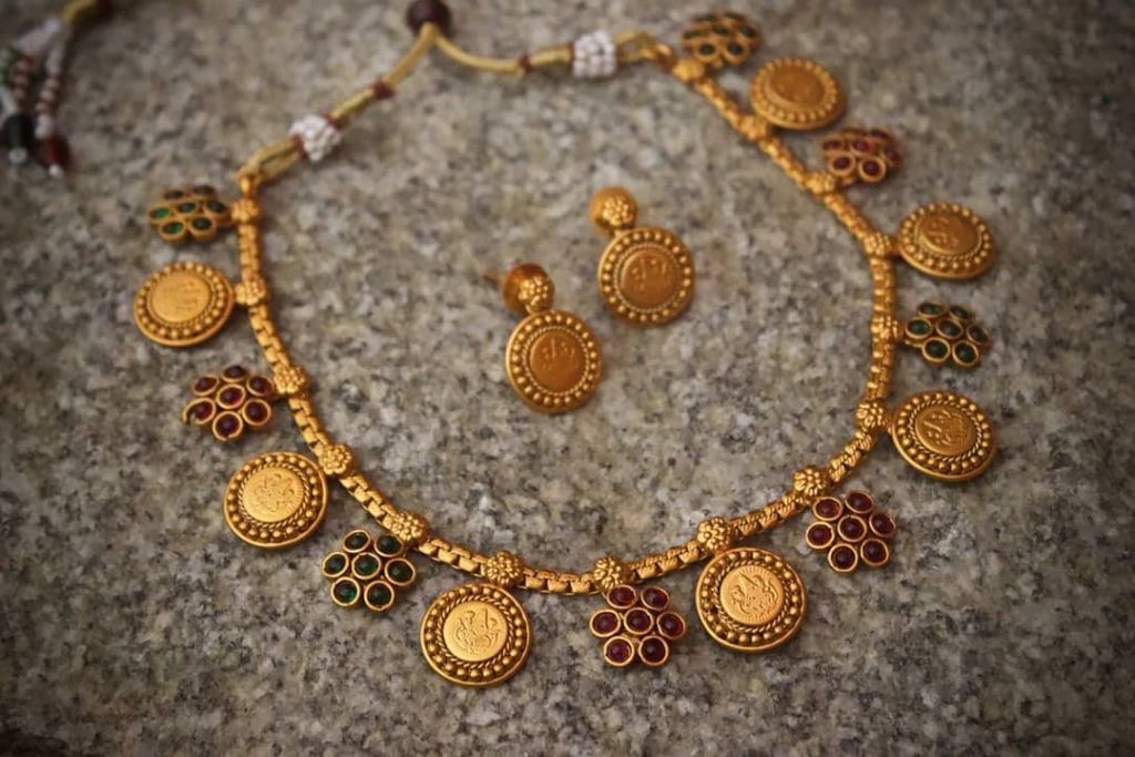 Mahalakshmi Kemp Flower Matte Coin Necklace From Happy Pique