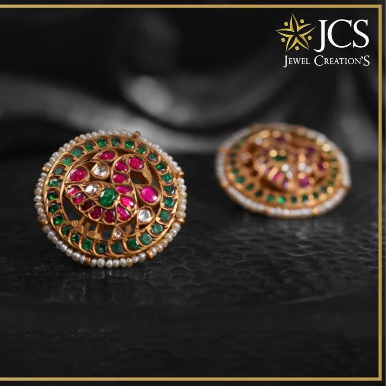 Stylish Gold Earstud From JCS Jewel Creations