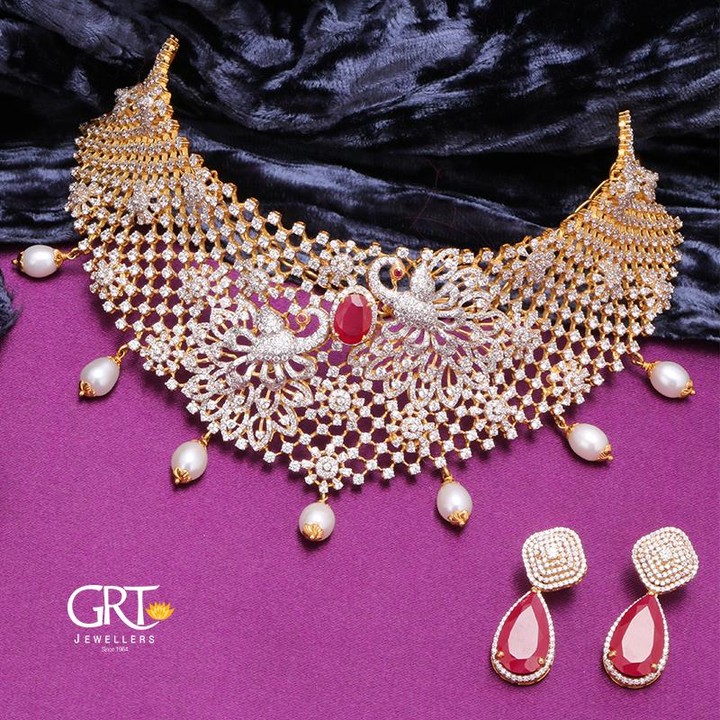 Charming Peacock Gold Necklace rom GRT Jewellers