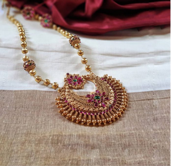 Trendy Necklace From Vasah India - South India Jewels