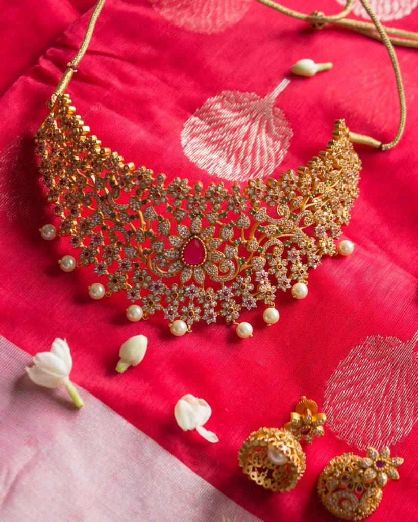 Stylish Choker Set From Vriksham