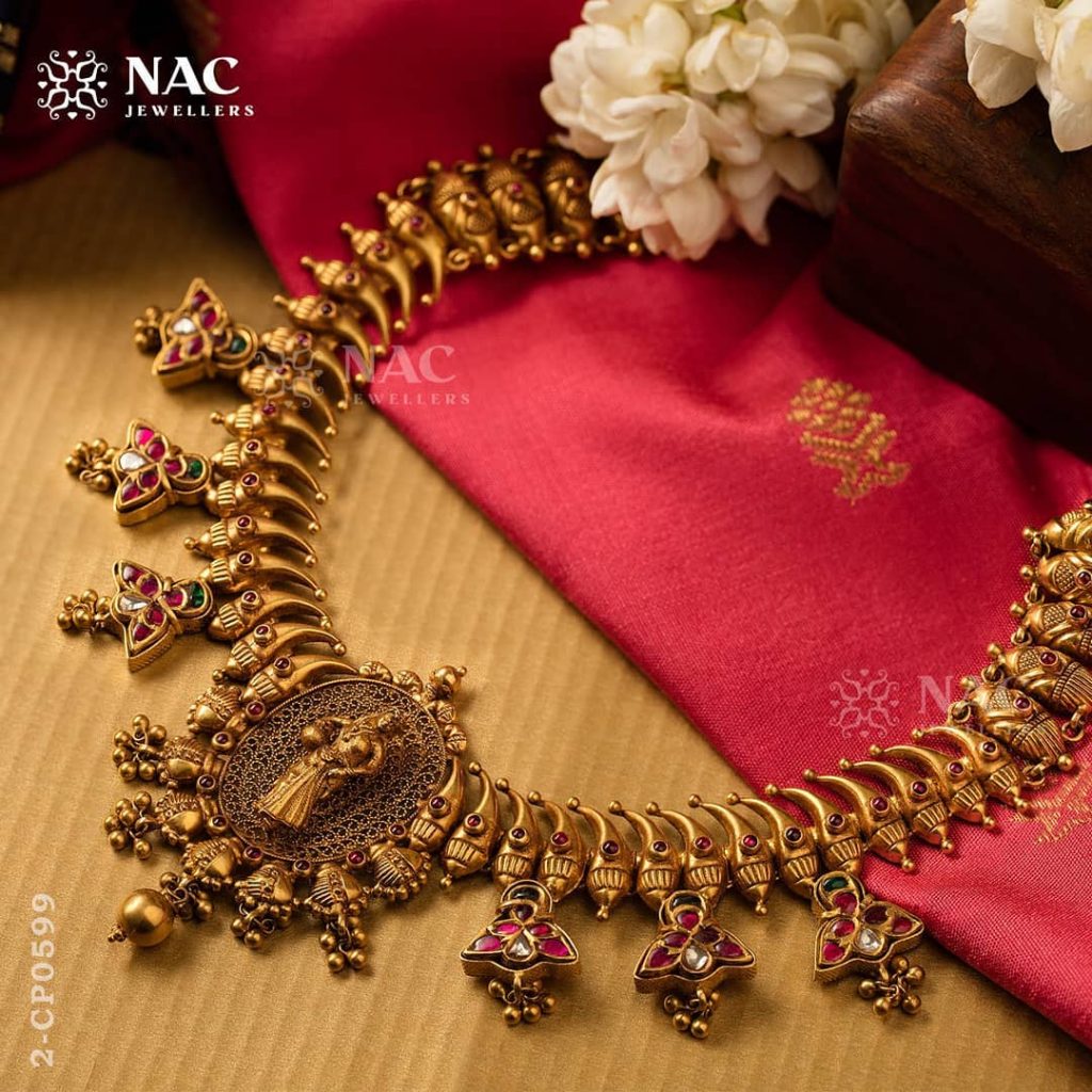Antique Gold Necklace From NAC Jewellers