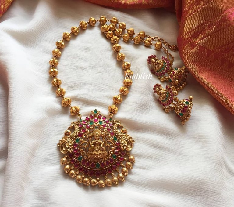 lakshmi-neclace-set