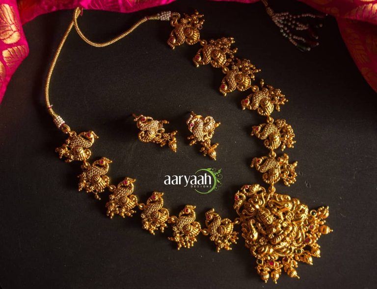 matte-gold-alike-laxmi-peacock-temple-necklace-set