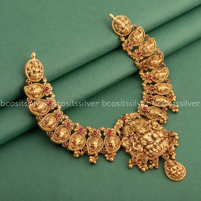 Nakashi Temple Necklace - South India Jewels