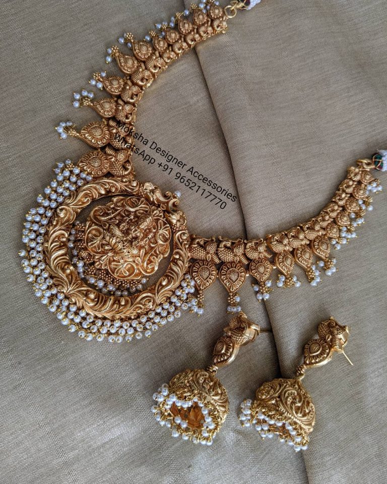 temple-necklace-earrings