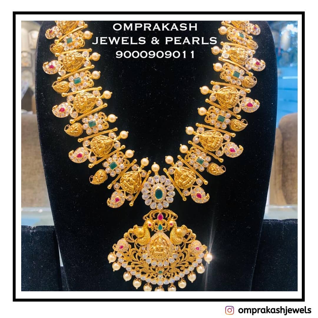beautiful-lakshmi-haram-necklace