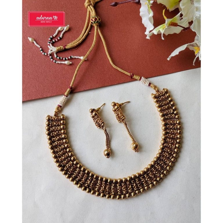 antique-gold-necklace-set