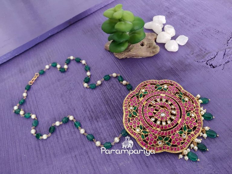 kundan-green-beads-necklace