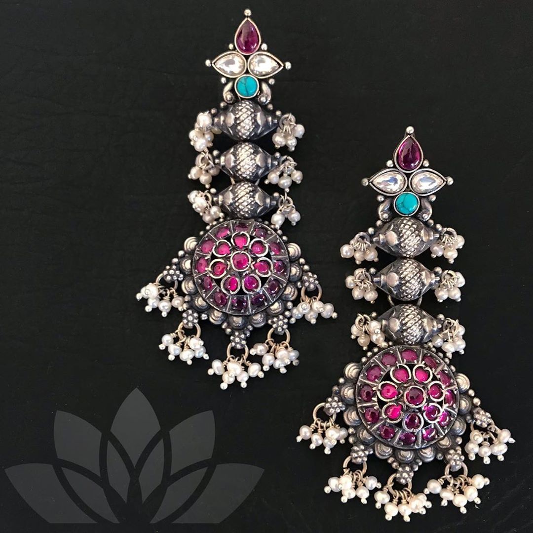 multicolor-silver-hanging-earrings