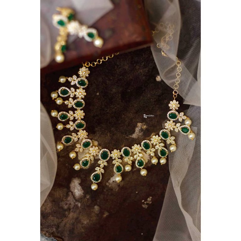 AD-emerald-necklace-set