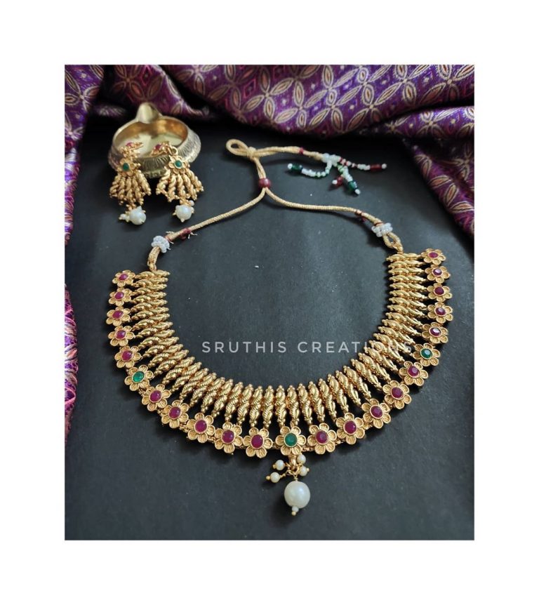 antique-necklace-with-matching-earrings